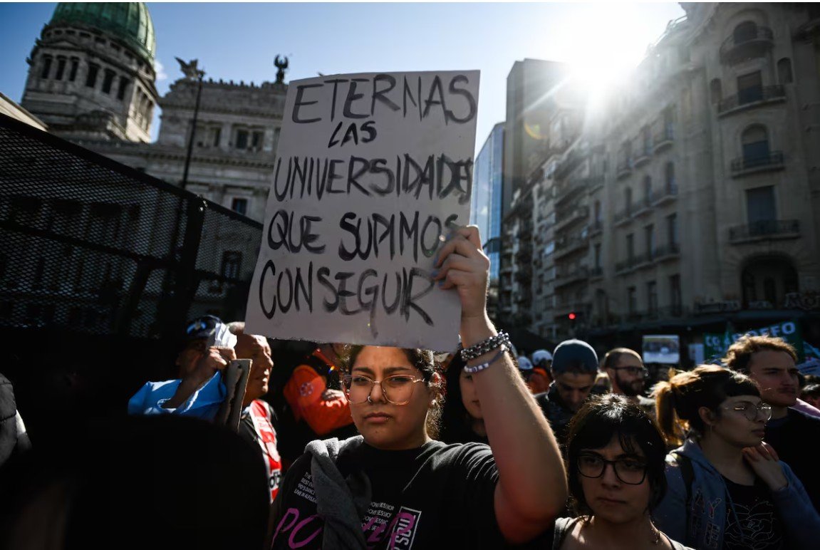 Crisis económica: cómo influye en la matrícula universitaria