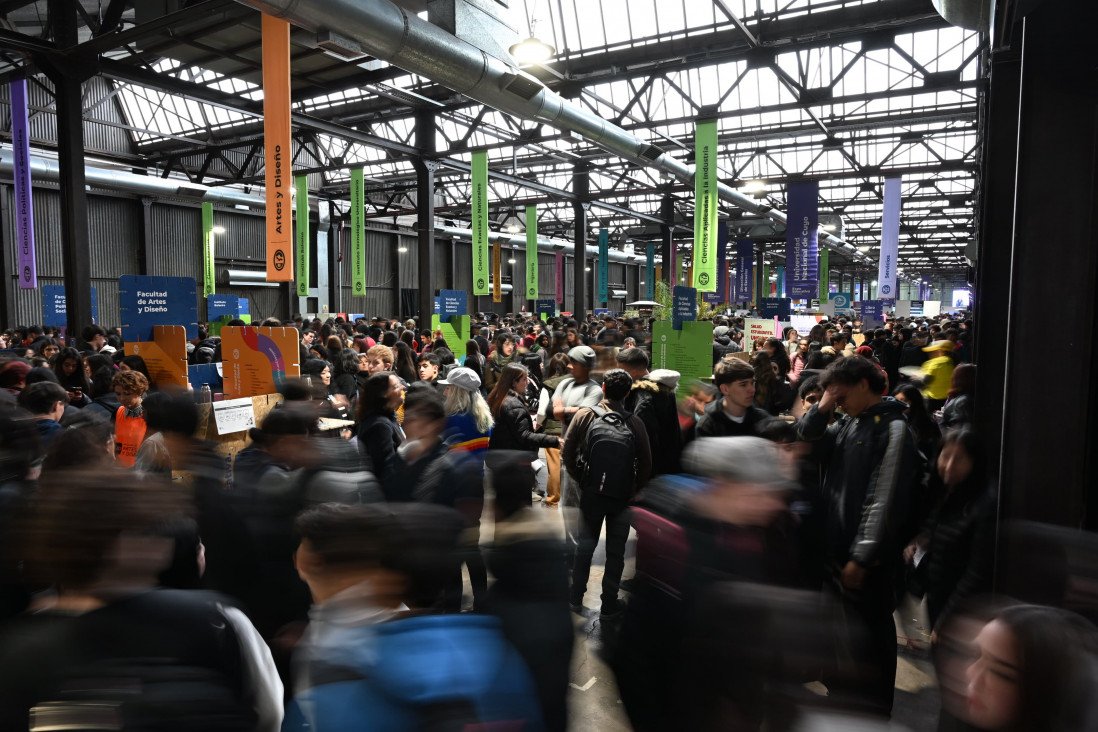 Comenzó la Expo Educativa y la UNCUYO presenta más de 140 carreras
