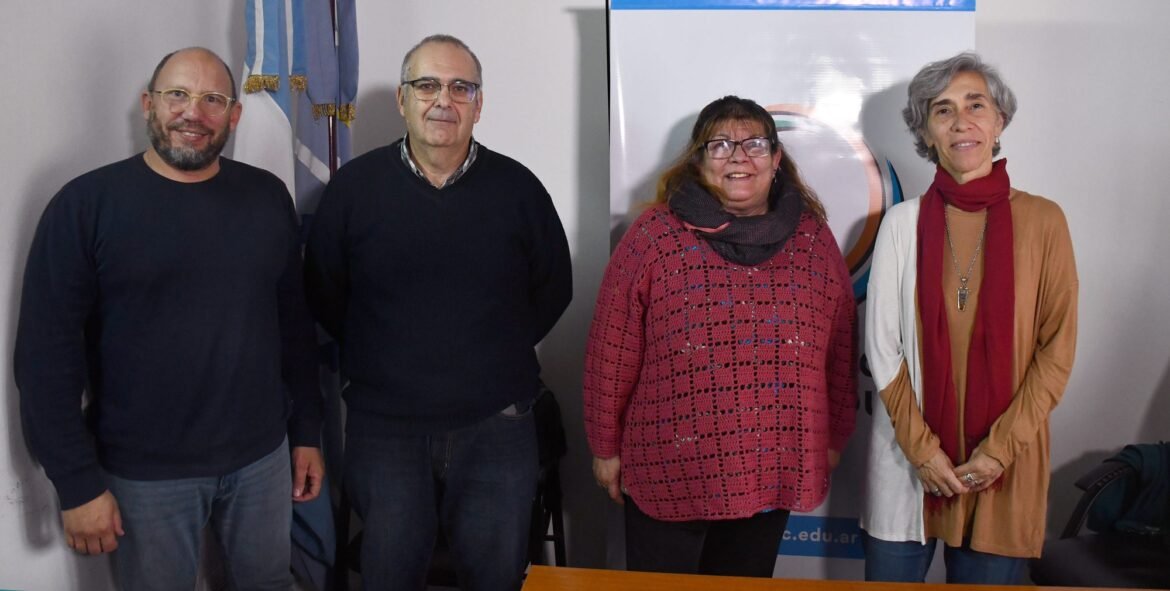 Nuevo convenio entre la UDC y el ISET N°820 para impulsar prácticas profesionales
