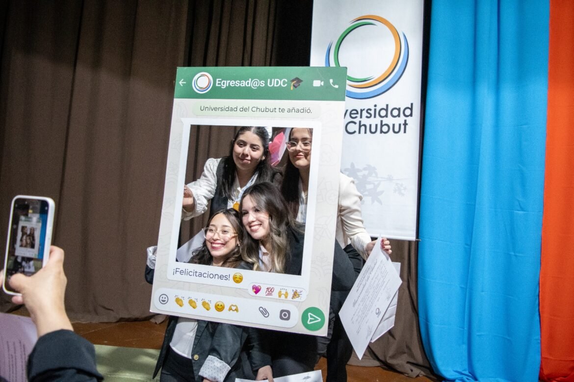 Con 153 nuevos profesionales la UDC celebra su XIII Colación de Grados